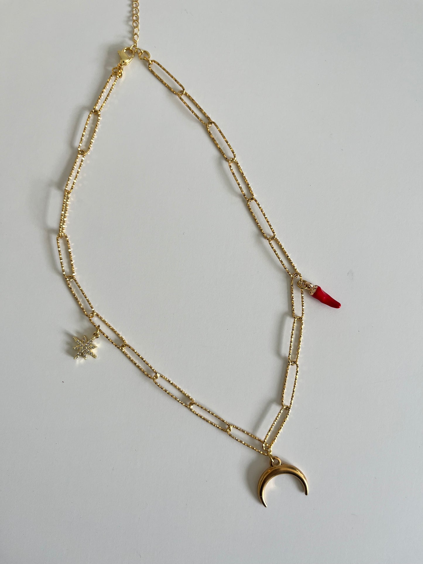 Collier breloques gold Piment