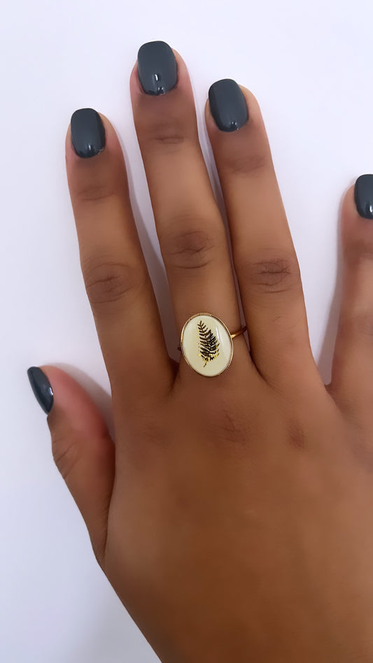 Bague ovale feuille gold