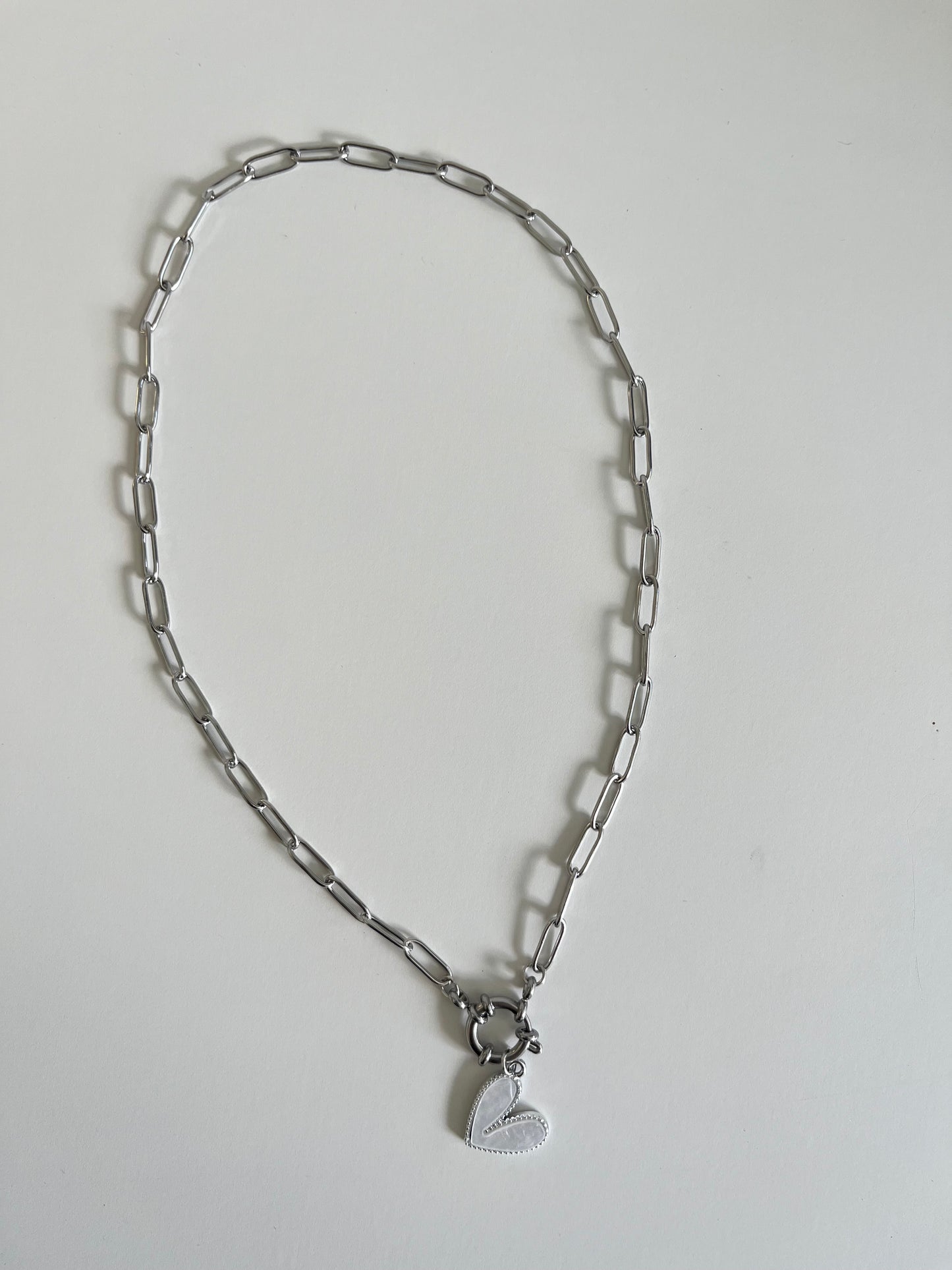 Collier breloques silver Coeur nacré