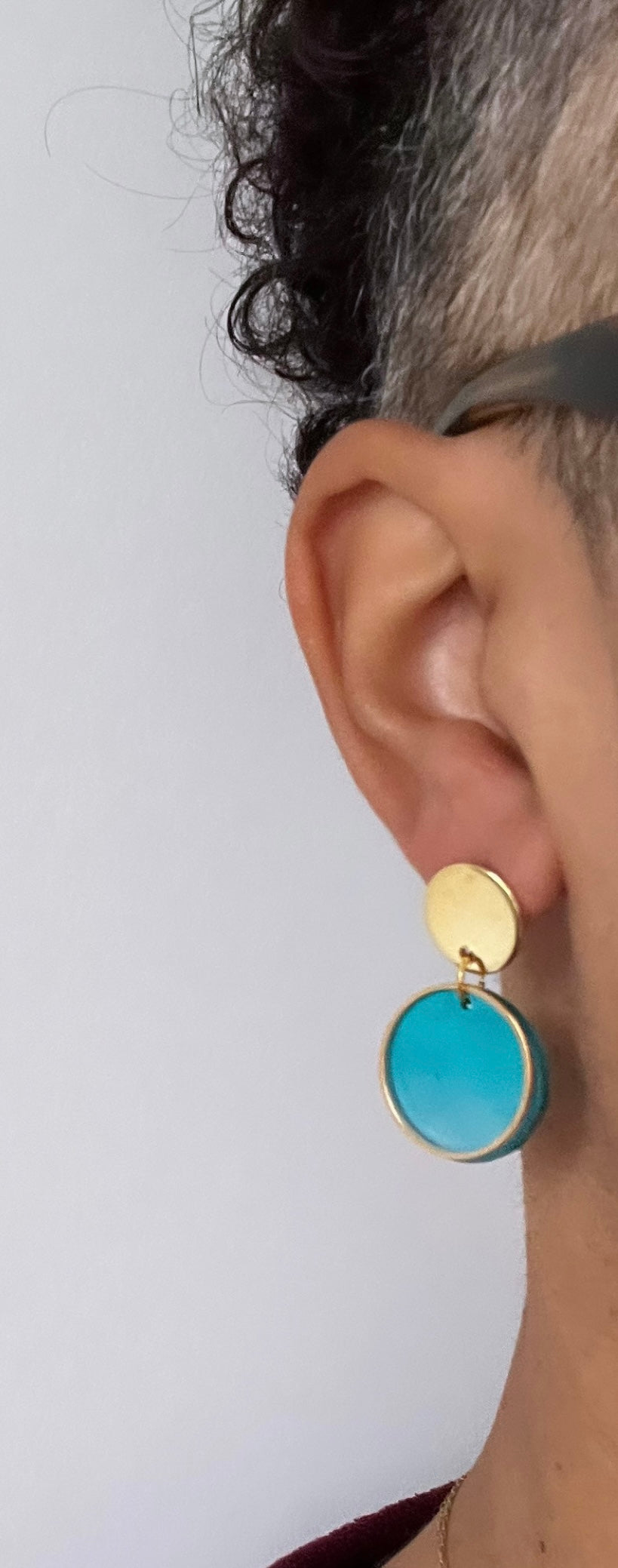 Boucles bleu pétrole